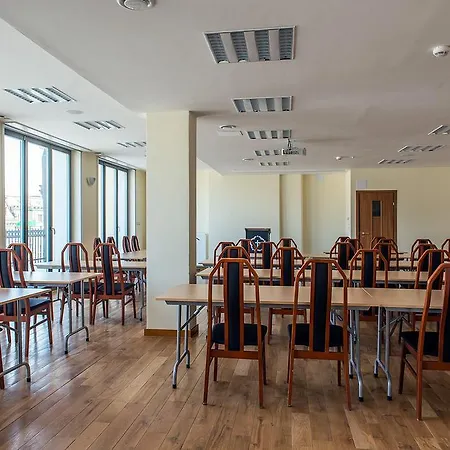 Apart-hotel Kamienica Pod Aniolami 3*